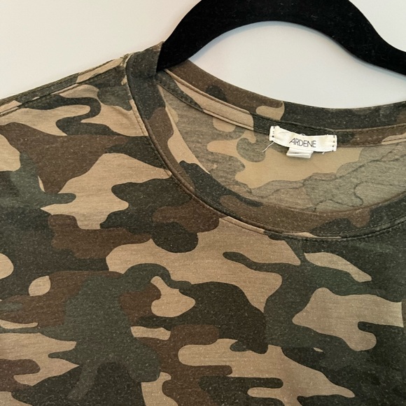 Ardene Camo Print Tee - X-Small - Picture 2 of 3